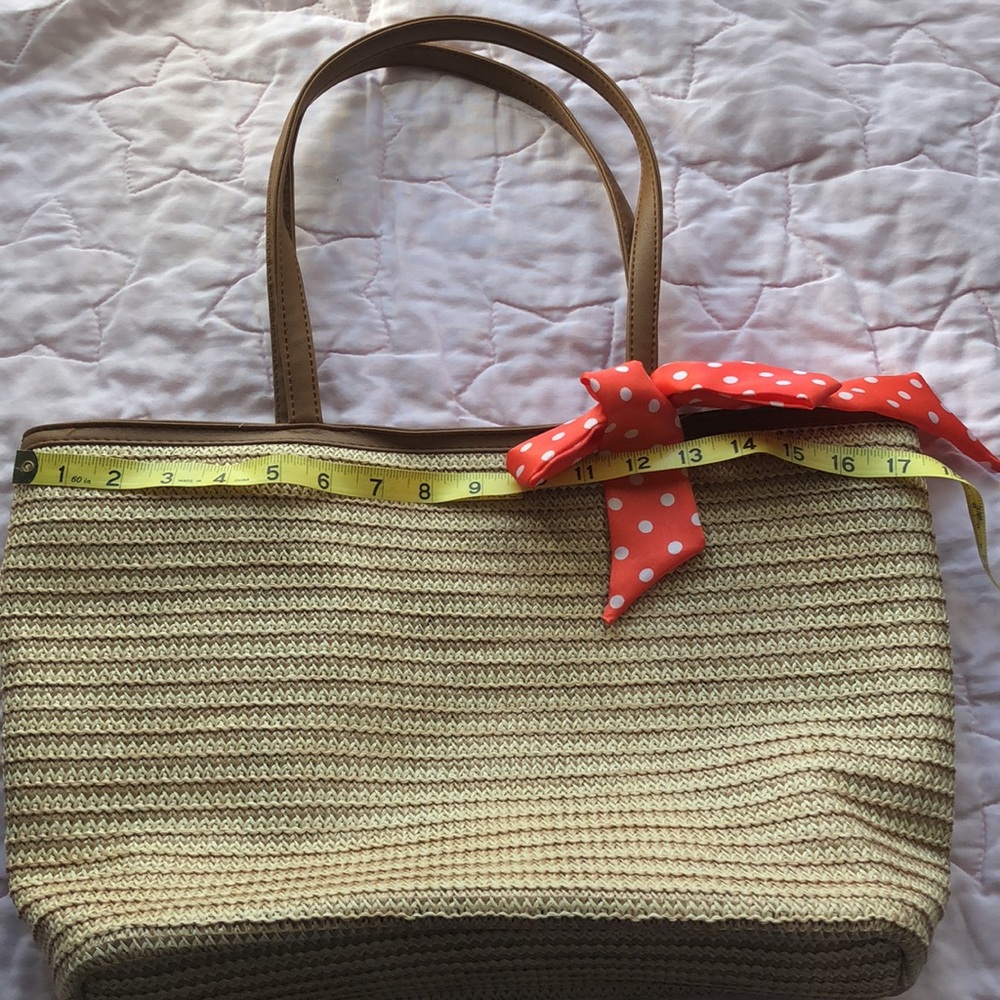 NWT Rampage Tote - Picture 6 of 9